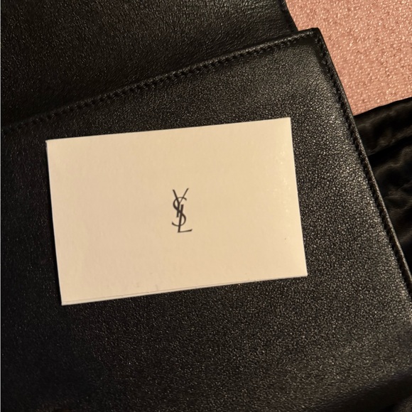 Yls large black clutch barely used - Picture 2 of 8